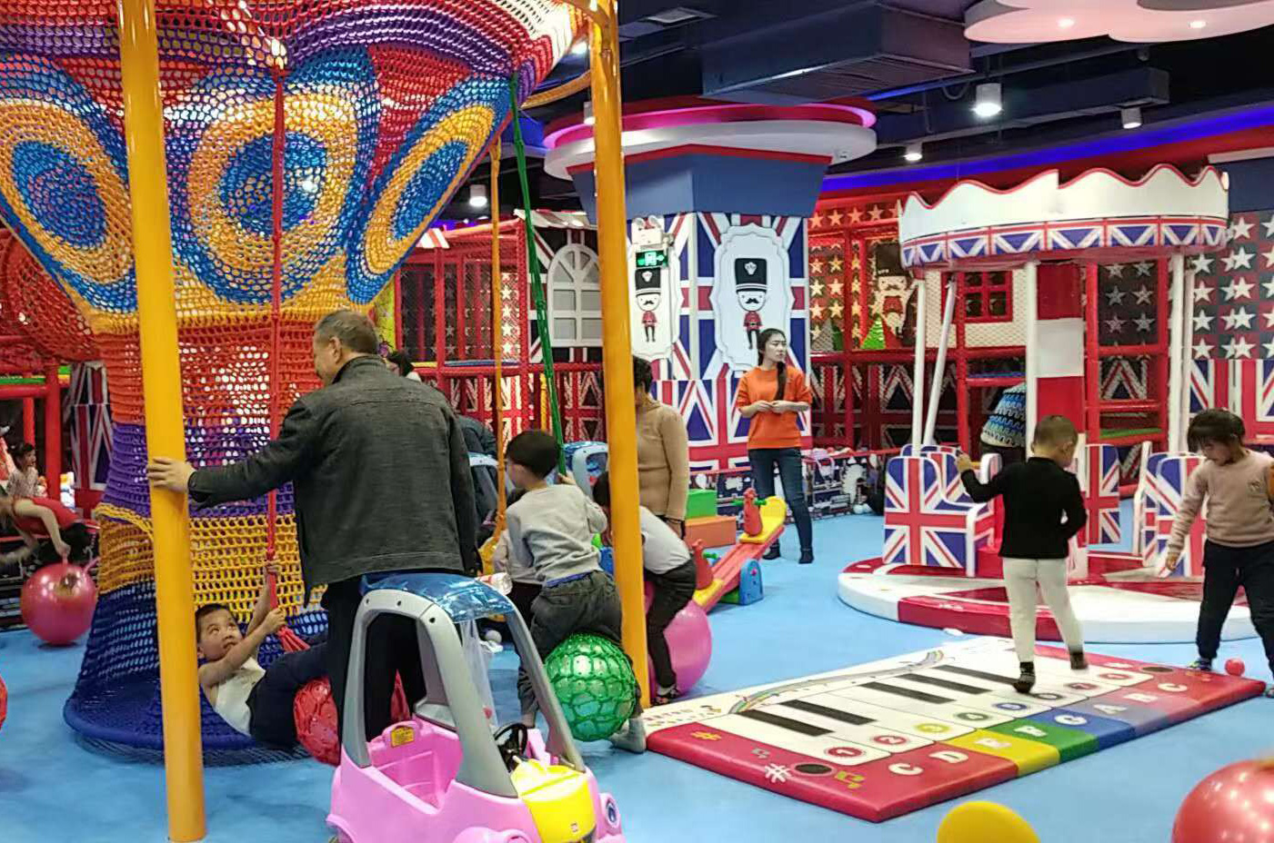 有名气的大型室内儿童游乐场游乐园娱乐设施设备招商项目加盟