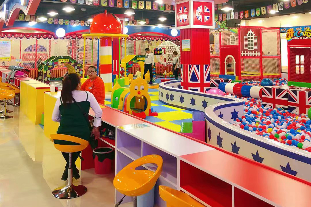 在商场开一个小型儿童乐园要多少钱？加盟儿童乐园的费用分析